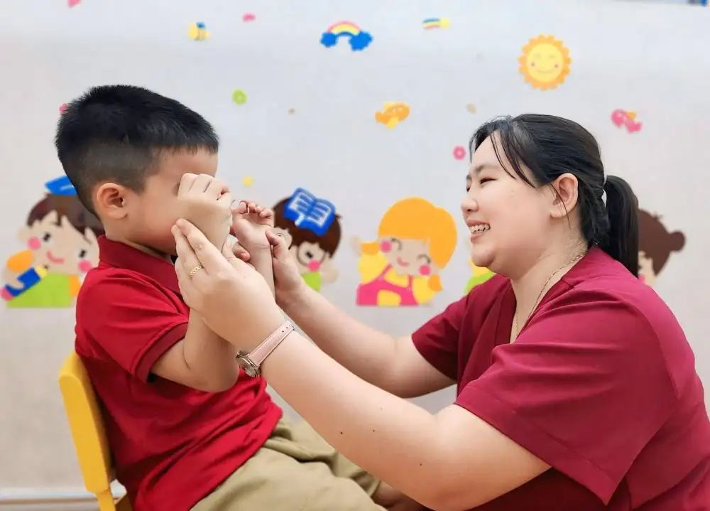 Trẻ chậm nói Biên Hòa – Dấu hiệu và địa chỉ can thiệp hiệu quả
