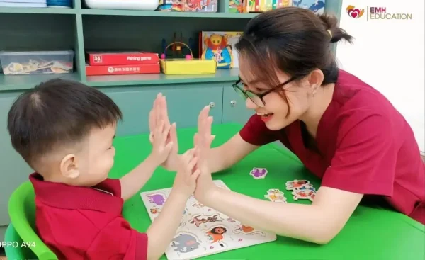 can thiệp trẻ chậm nói Biên Hòa hiệu quả