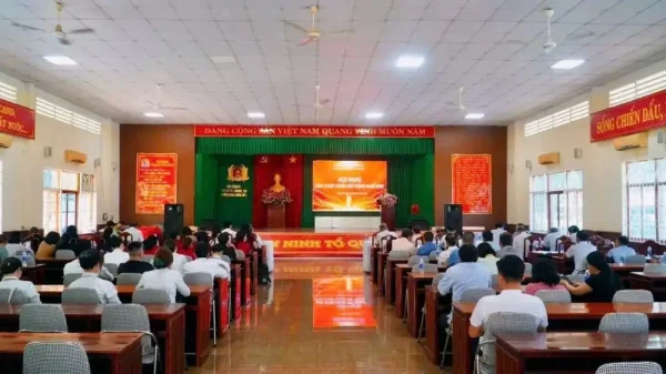 Tập huấn phụ huynh can thiệp trẻ tự kỷ tại nhà cùng EMH