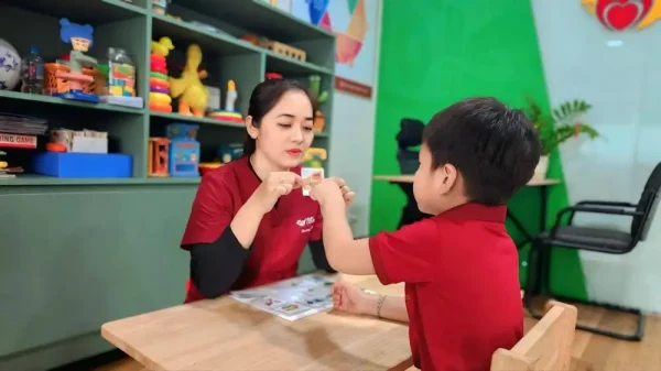 trường dạy trẻ chậm nói ở Biên Hòa uy tín