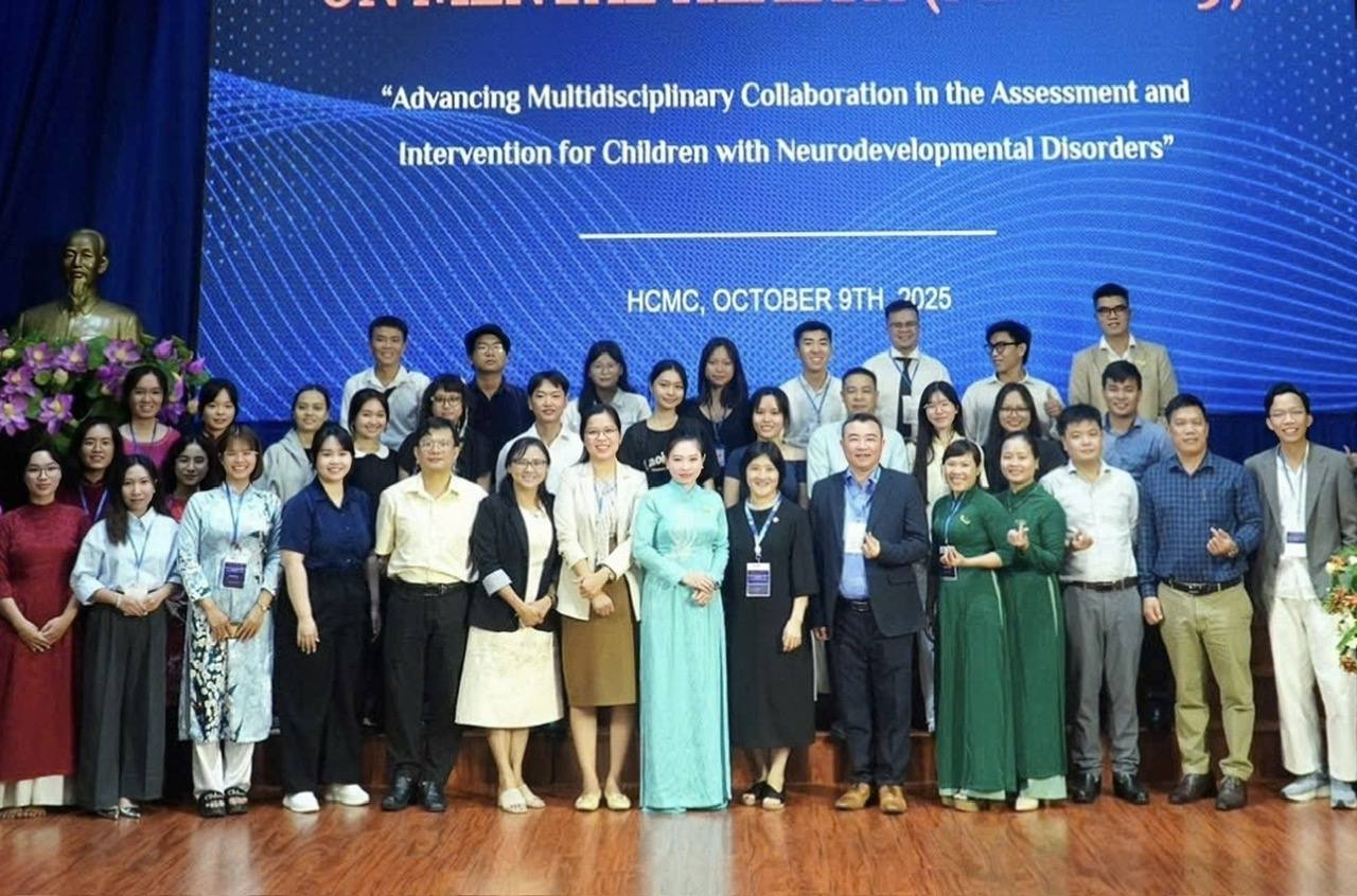 Đào tạo “Phát triển kỹ năng chơi với trẻ” cho phụ huynh