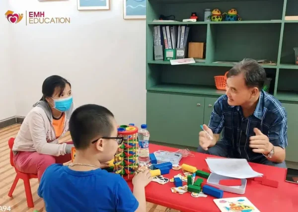 Can thiệp sớm Biên Hòa cho trẻ chậm nói tại EMH