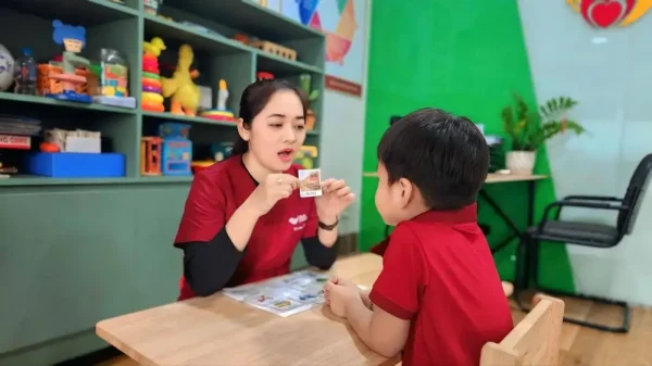 Trường dạy trẻ chậm nói ở Biên Hòa – Giải pháp giúp trẻ phát triển ngôn ngữ hiệu quả | EMH